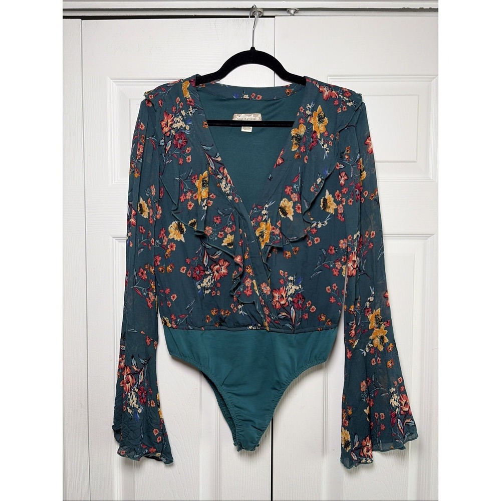 Band of Gypsies Floral Ruffle‎ Bodysuit Womens Size M Teal Boho Bell Sleeve Wrap